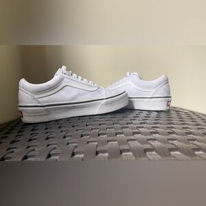 Size 6.5- VANS Old Skool White shoes